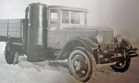 Первые автомобили на древесном топливе доставили 88 лет назад на Колыму