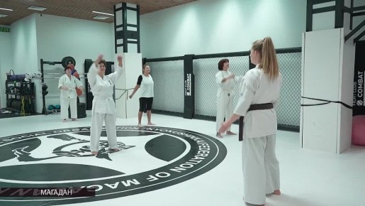 Участница программы «Колымское долголетие» завоевала золото на всероссийских соревнованиях по киокусинкай