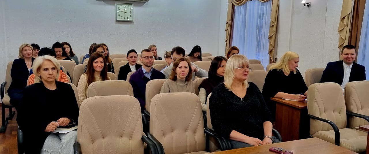 Более 100 представителей местного самоуправления со всей Магаданской области собрались на ежегодном семинаре, организованном МинИнформ Колымы Более 100 представителей местного самоуправления со всей Магаданской области собрались на ежегодном семинаре, организованном МинИнформ Колымы