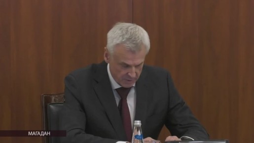 Губернатор Колымы вручил Михаилу Котову медаль «За развитие Сибири и Дальнего Востока» и поздравил с присвоением звания «Почётный гражданин Магаданской области»