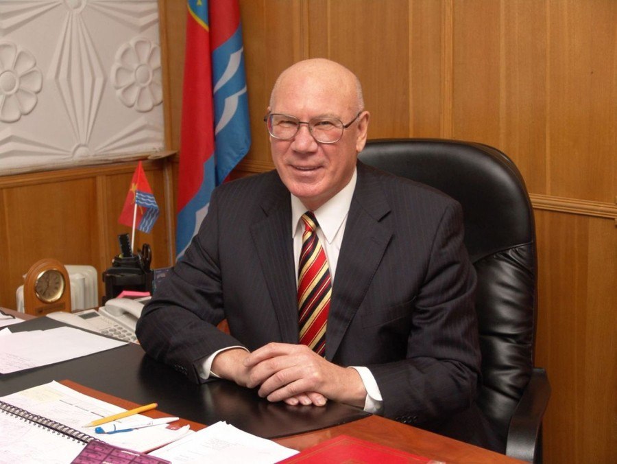 Единственный президент СВГУ и почетный гражданин Магадана Евгений Кокорев родился 85 лет назад