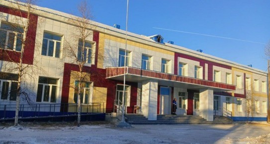 Палаткинские школы №1 и №2 готовят к открытию после карантина на Колыме