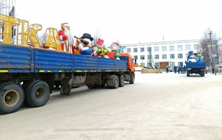 Музыкальные снеговики и особо яркая елка украсят поселок Палатка на Колыме