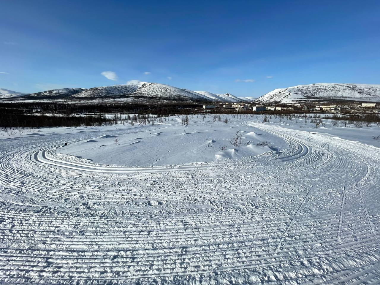 Юрий Гришан: Во время своей командировки в Ягодное познакомился с замечательным человеком , энтузиастом преданному спорту Владимиром Владимировичем Авсеевым Юрий Гришан: Во время своей командировки в Ягодное познакомился с замечательным человеком , энтузиастом преданному спорту Владимиром Владимировичем Авсеевым