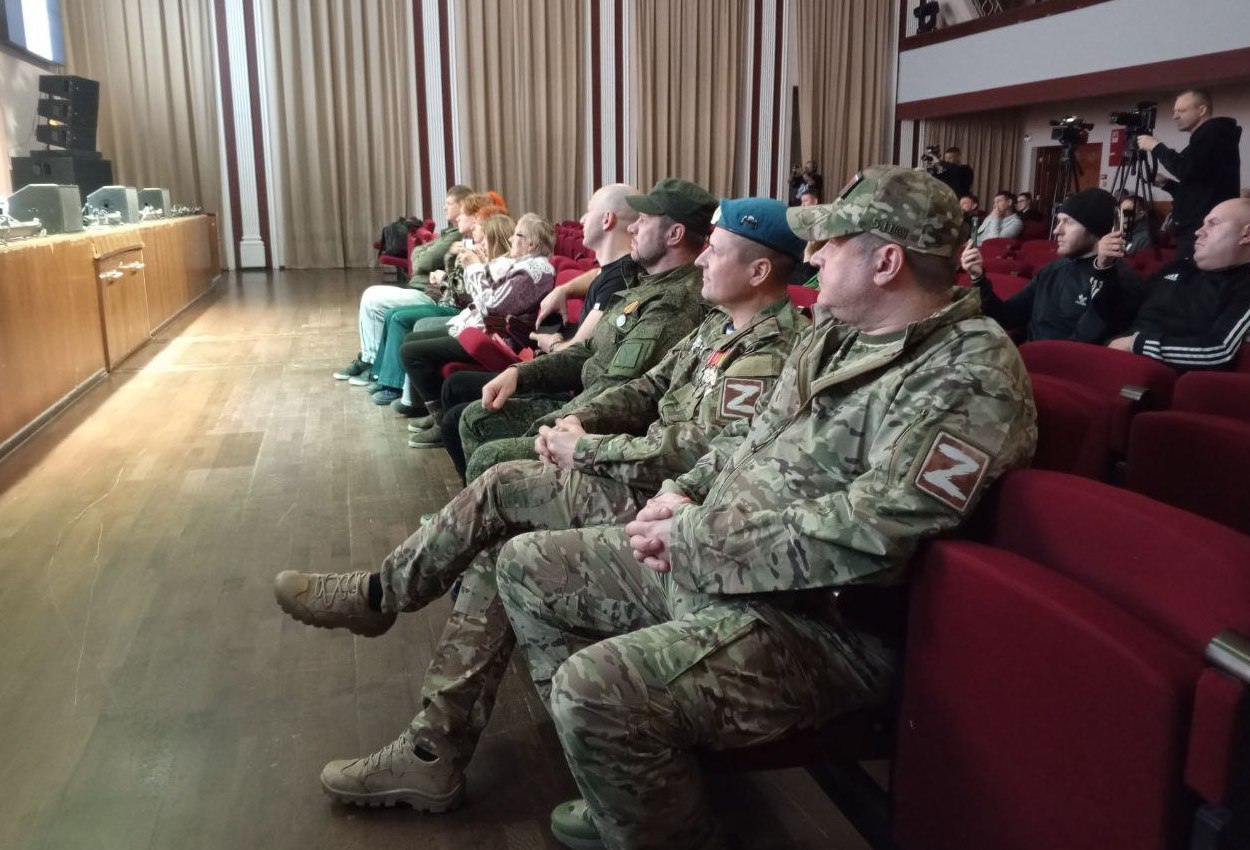 Магаданские музыканты устроили благотворительный концерт в поддержку участников СВО Магаданские музыканты устроили благотворительный концерт в поддержку участников СВО