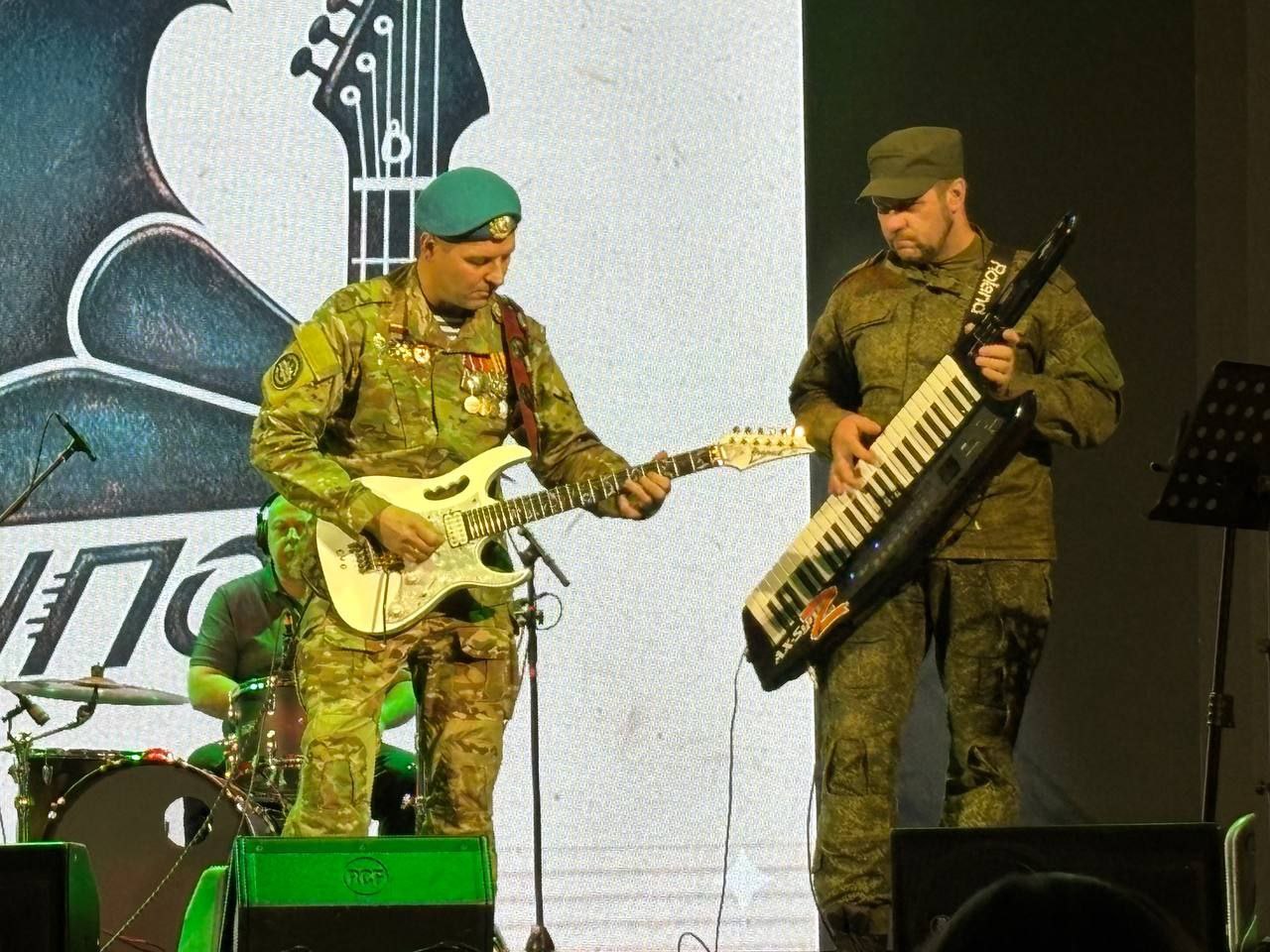 В Молодежном центре "Вышка" при поддержке «Федерации пейнтбола Магаданской области» и «Боевого братства» состоялся благотворительный концерт в поддержку российских бойцов СВО В Молодежном центре "Вышка" при поддержке «Федерации пейнтбола Магаданской области» и «Боевого братства» состоялся благотворительный концерт в поддержку российских бойцов СВО