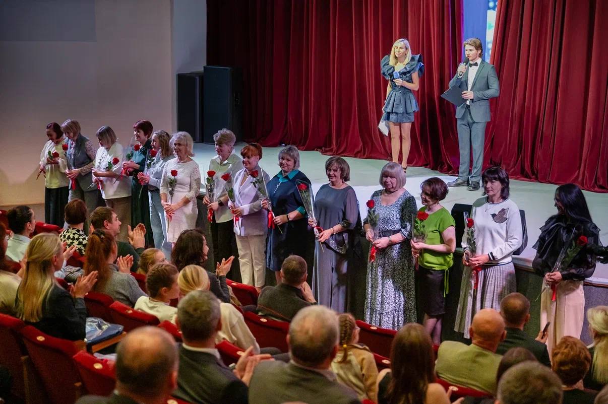 Лариса Поликанова: 85 лет вдохновения: Дворец детского юношеского творчества отмечает юбилей Лариса Поликанова: 85 лет вдохновения: Дворец детского юношеского творчества отмечает юбилей