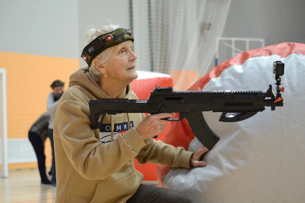 Трехдневный турнир по лазертагу прошел в Магадане Трехдневный турнир по лазертагу прошел в Магадане