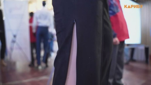 Комплекты адаптивной одежды для ветеранов СВО с инвалидностью представил в Магадане филиал фонда «Защитники Отечества»