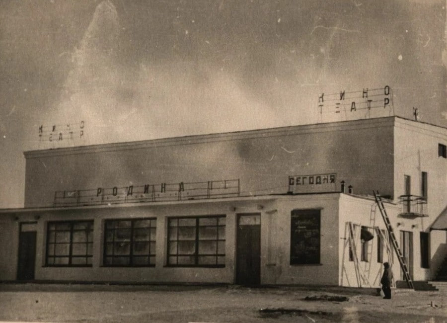 Кинотеатр «Родина» появился 61 год назад в поселке Ола на Колыме