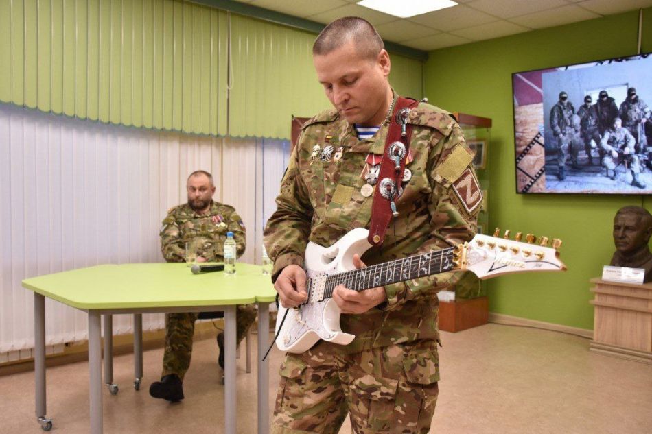 Герои СВО поделились своим жизненным опытом с магаданской молодежью Герои СВО поделились своим жизненным опытом с магаданской молодежью