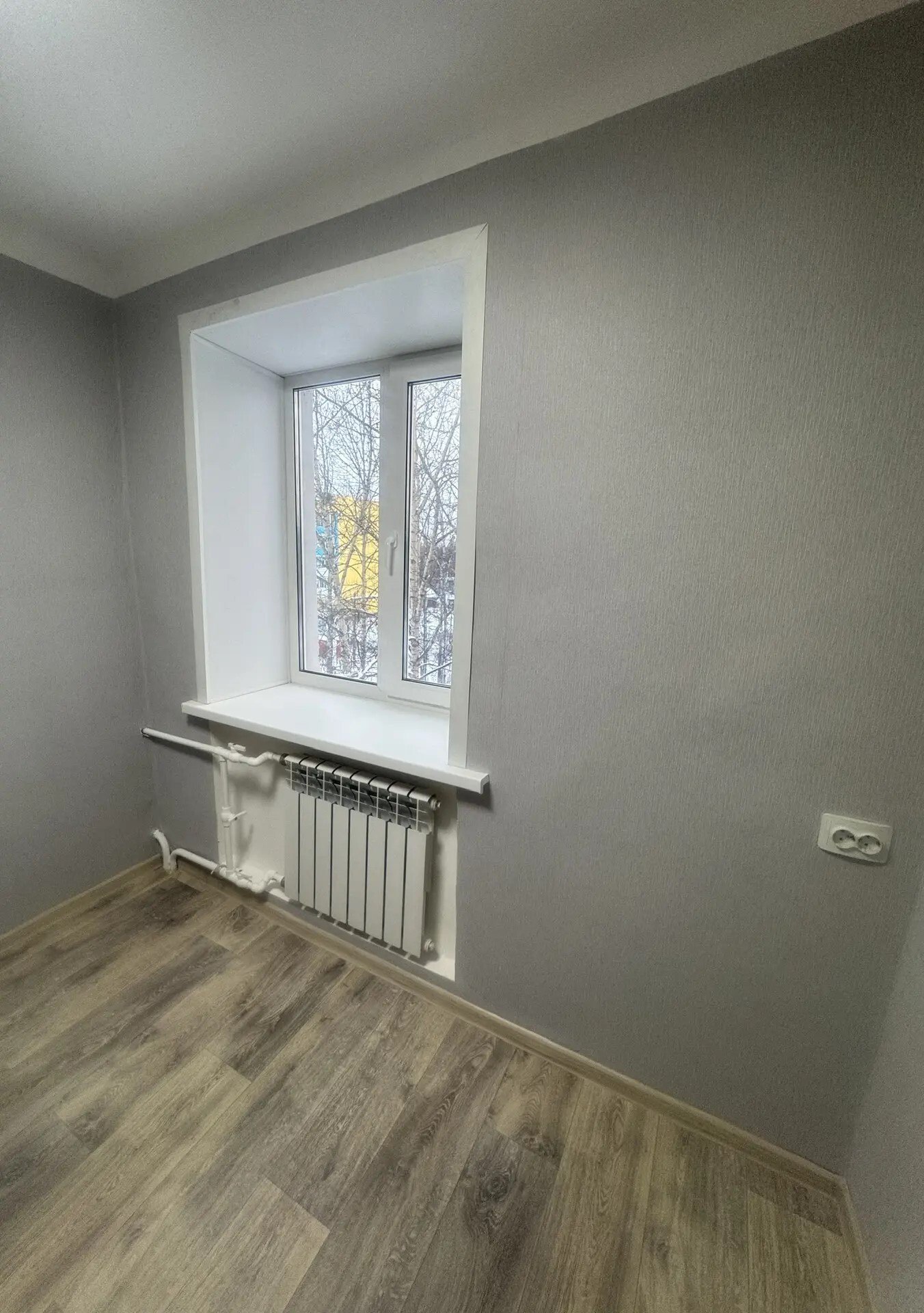 Сотрудники регионального минстроя приняли участие в работе комиссии по приемке квартир после капитального ремонта в поселке Стекольный Сотрудники регионального минстроя приняли участие в работе комиссии по приемке квартир после капитального ремонта в поселке Стекольный