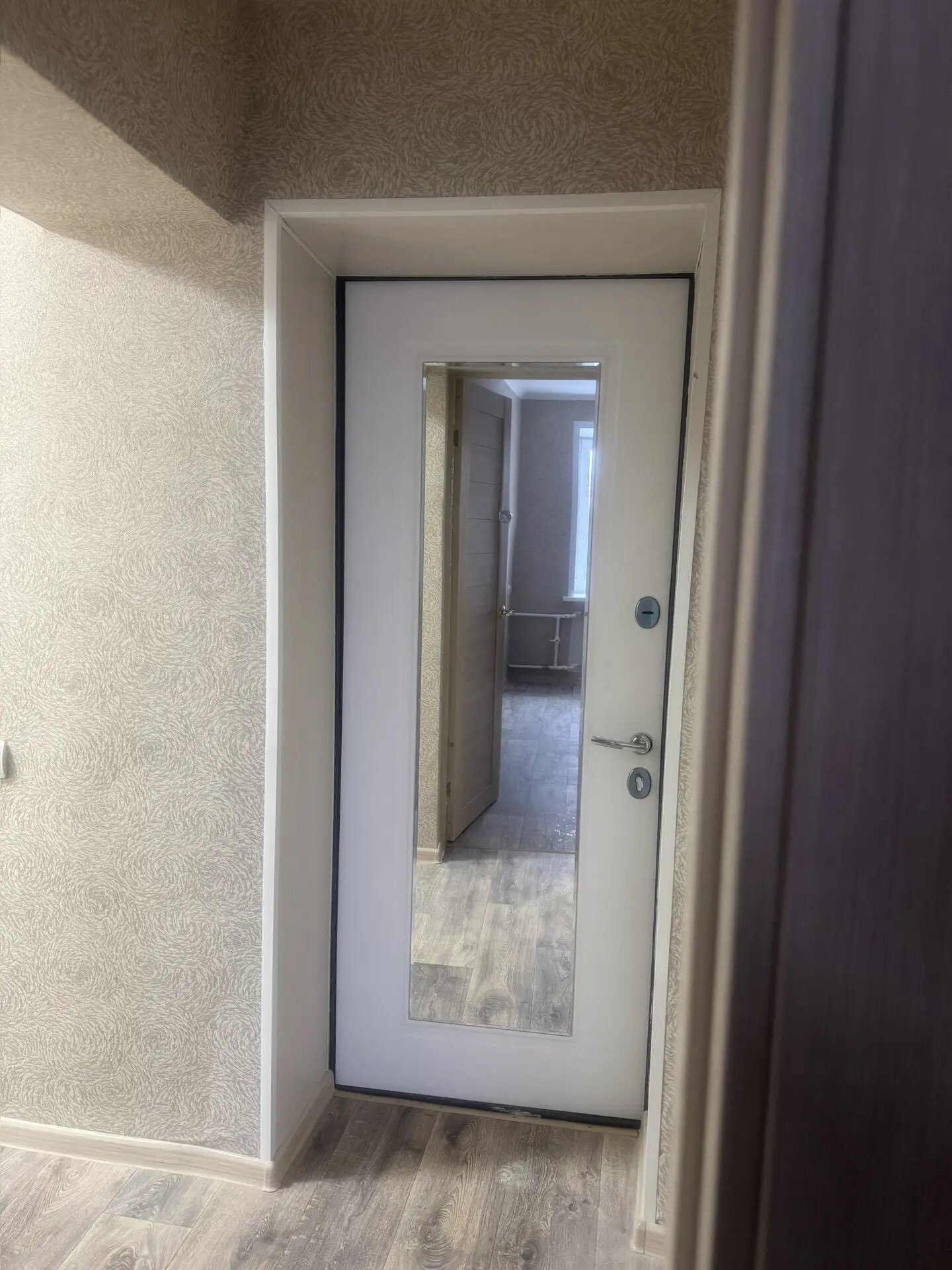 Сотрудники регионального минстроя приняли участие в работе комиссии по приемке квартир после капитального ремонта в поселке Стекольный Сотрудники регионального минстроя приняли участие в работе комиссии по приемке квартир после капитального ремонта в поселке Стекольный