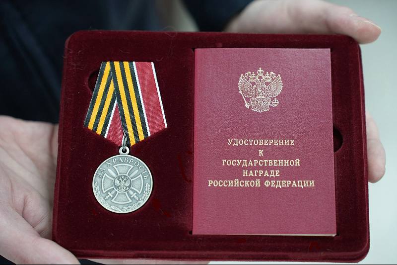 Ко Дню Героев Отечества: отец, солдат и страж порядка Ко Дню Героев Отечества: отец, солдат и страж порядка