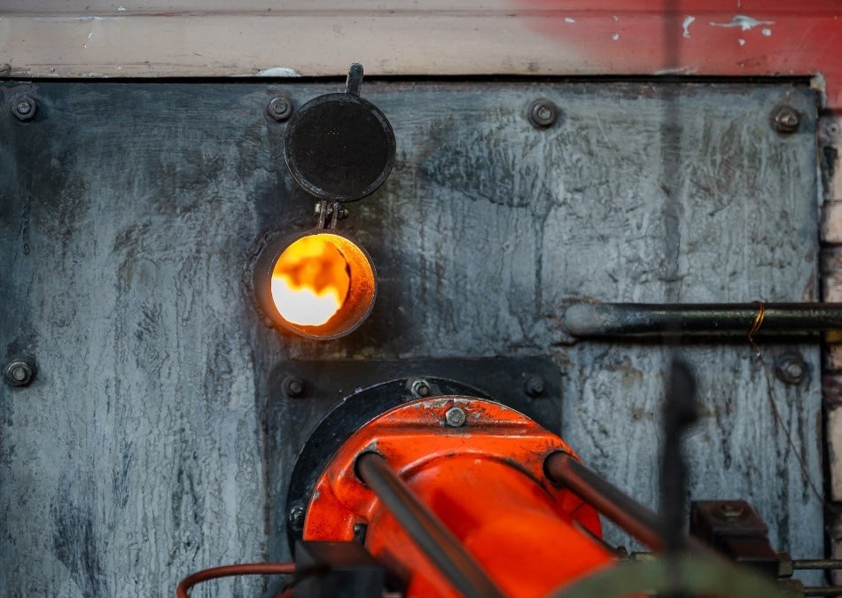 Температуру батарей в домах магаданцев откорректировали из-за потепления