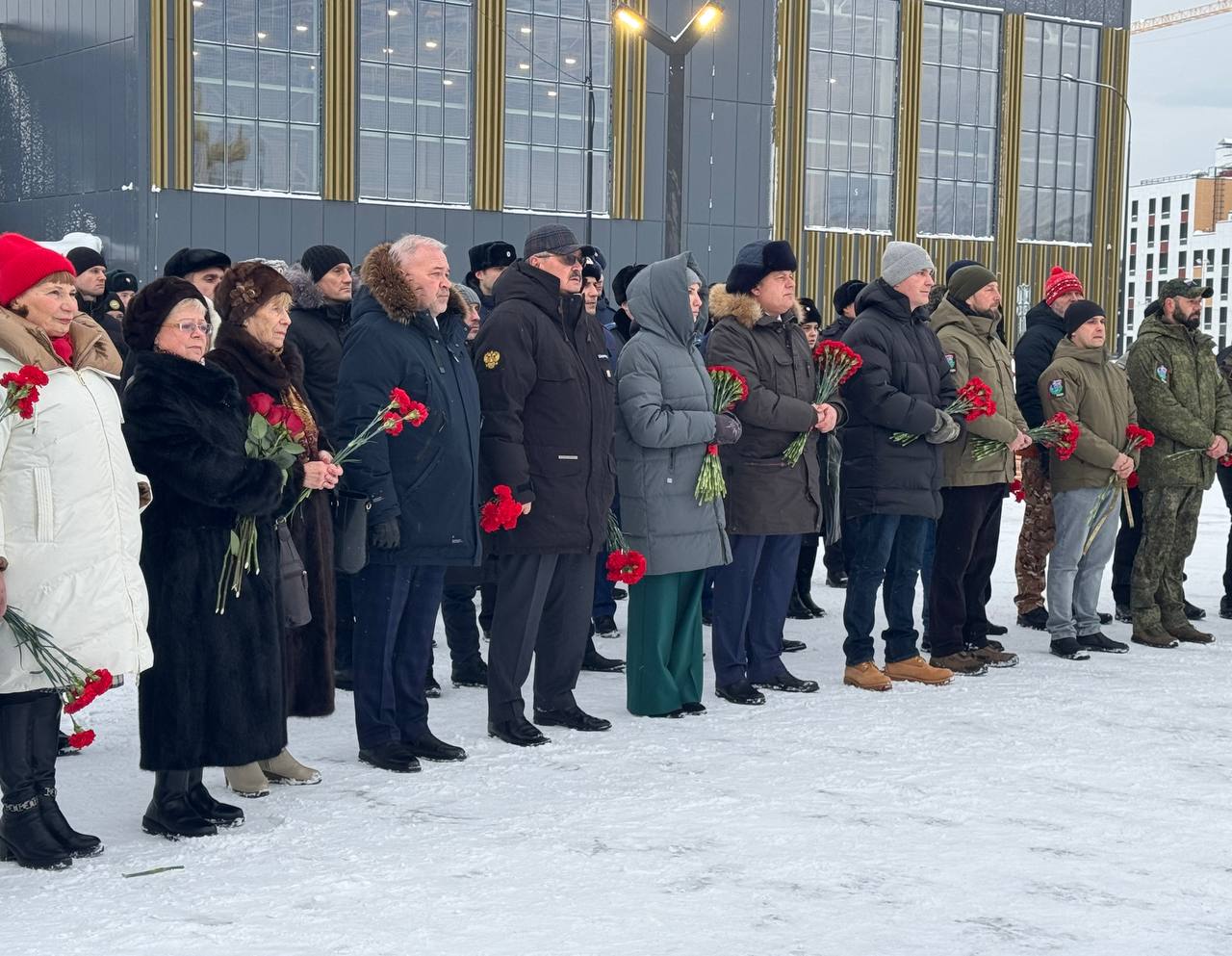 В Магадане почтили память Героев Отечества В Магадане почтили память Героев Отечества