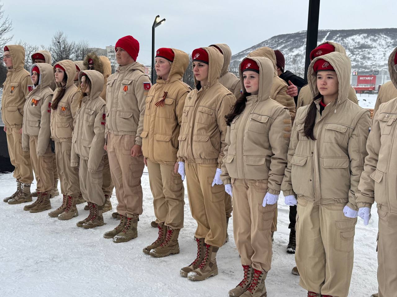 В Магадане почтили память Героев Отечества В Магадане почтили память Героев Отечества