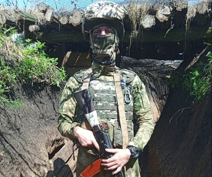 Ко Дню Героев Отечества: отец, солдат и страж порядка Ко Дню Героев Отечества: отец, солдат и страж порядка