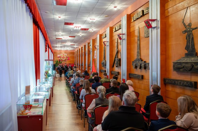 Ордена и медали передали семьям павших героев Отечества в Магадане