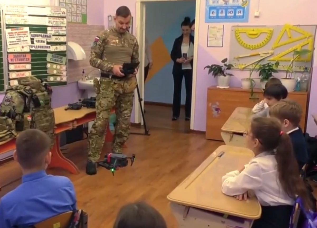 Андрей Майоров: Подрастающее поколение должно знать своих героев в лицо Андрей Майоров: Подрастающее поколение должно знать своих героев в лицо