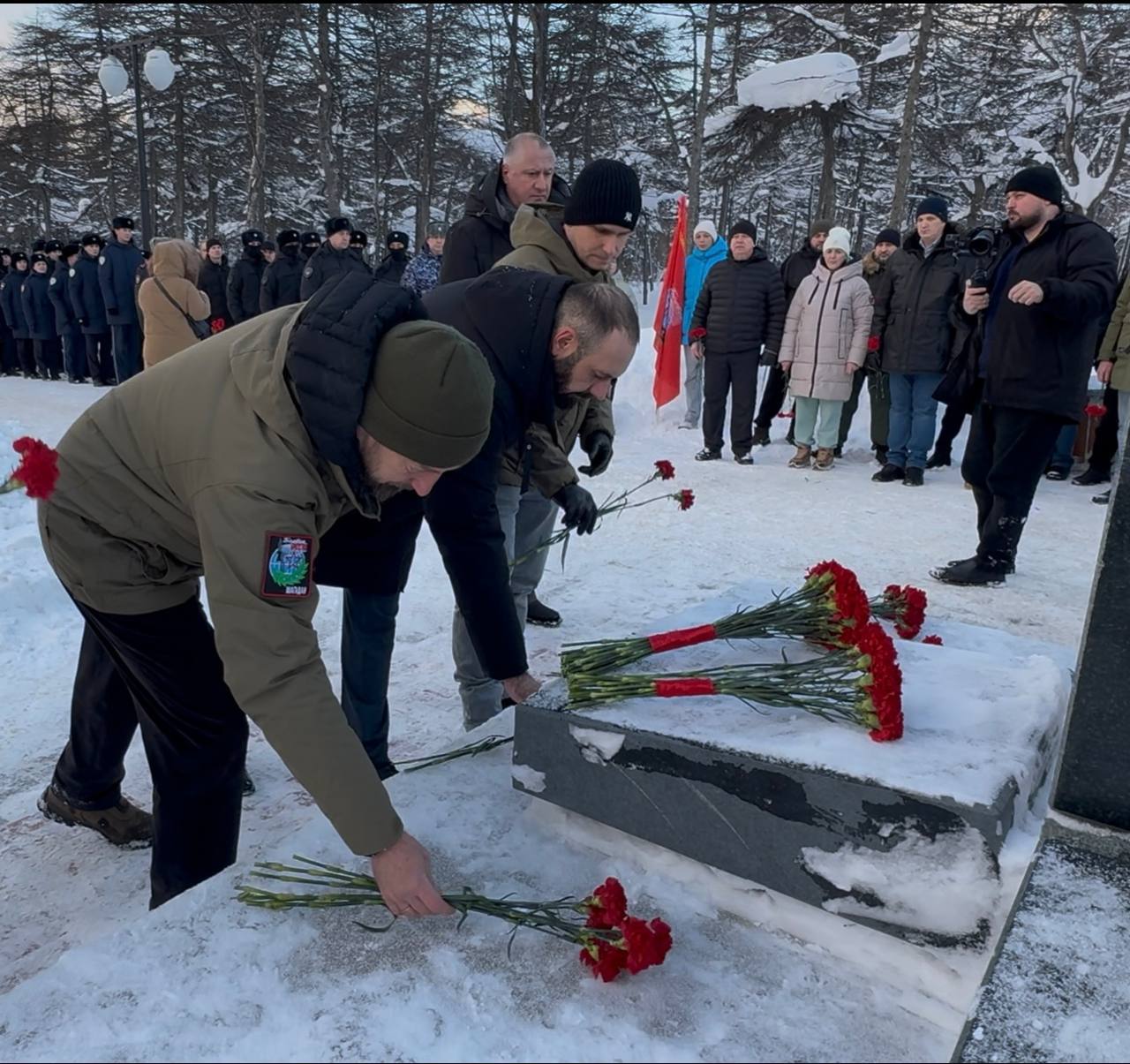В Магадане состоялось мероприятие,посвященное дню начала Чеченской кампании В Магадане состоялось мероприятие,посвященное дню начала Чеченской кампании
