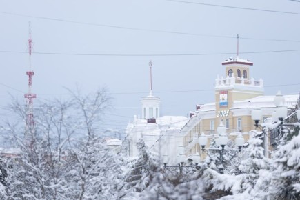 В субботу, 13 декабря, в Магаданской области все еще снежно и ветрено