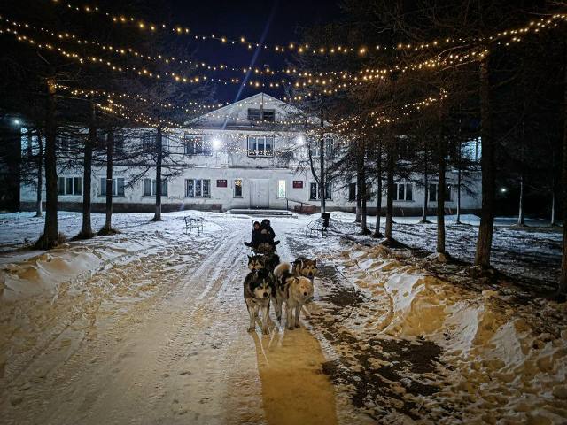 Юрий Гришан: Во время своей командировки в Эвенск я познакомился с замечательным человеком Отцом Андреем - человеком искренне преданному служению Богу на далекой земле Юрий Гришан: Во время своей командировки в Эвенск я познакомился с замечательным человеком Отцом Андреем - человеком искренне преданному служению Богу на далекой земле