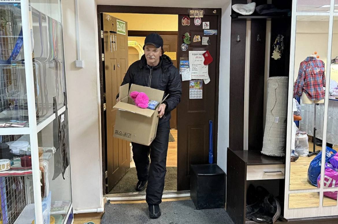 12345. Полицейские Магадана приняли участие в благотворительной акции в поддержку бойцов СВО В преддверии Нового года сотрудники УМВД России по Магаданской области совместно с ветеранами органов внутренних дел, членами... 12345. Полицейские Магадана приняли участие в благотворительной акции в поддержку бойцов СВО В преддверии Нового года сотрудники УМВД России по Магаданской области совместно с ветеранами органов внутренних дел, членами...