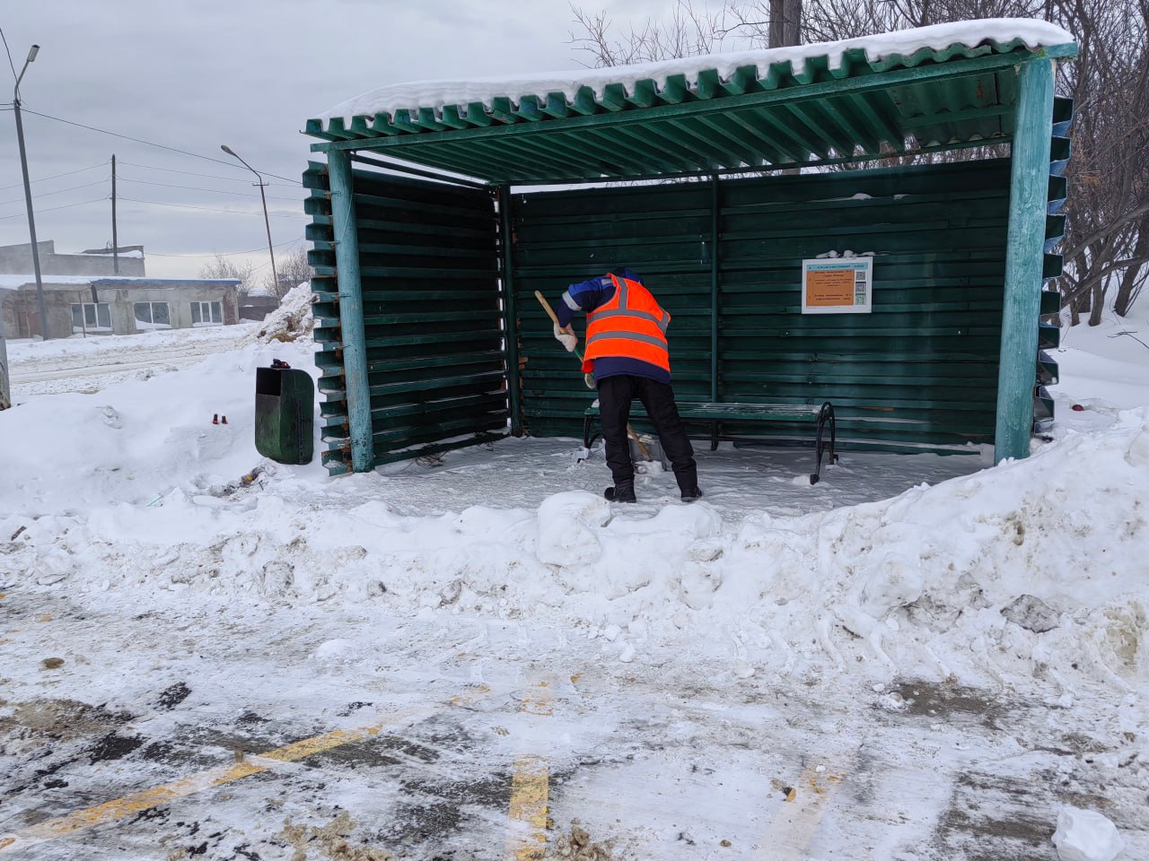 Лариса Поликанова: Продолжается интенсивная работа по расчистке нашего города от снега Лариса Поликанова: Продолжается интенсивная работа по расчистке нашего города от снега