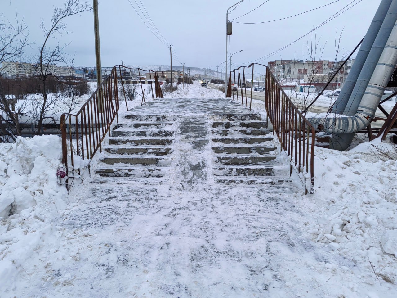 Лариса Поликанова: Продолжается интенсивная работа по расчистке нашего города от снега Лариса Поликанова: Продолжается интенсивная работа по расчистке нашего города от снега