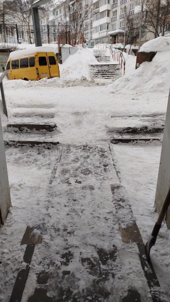 Лариса Поликанова: Продолжается интенсивная работа по расчистке нашего города от снега Лариса Поликанова: Продолжается интенсивная работа по расчистке нашего города от снега