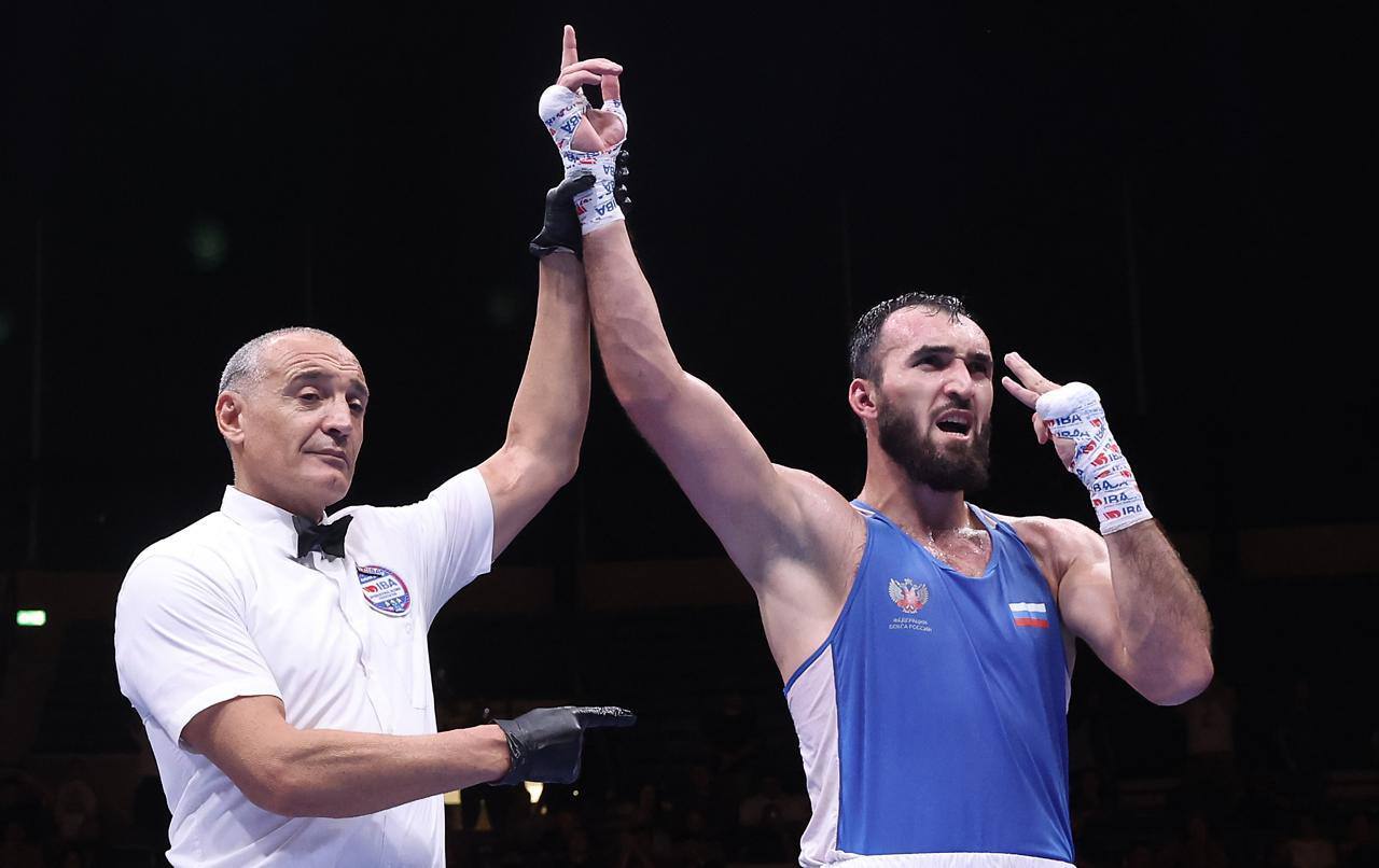 Российские боксеры установили исторический рекорд, завоевав семь золотых медалей на Чемпионате мира в Дубае Российские боксеры установили исторический рекорд, завоевав семь золотых медалей на Чемпионате мира в Дубае