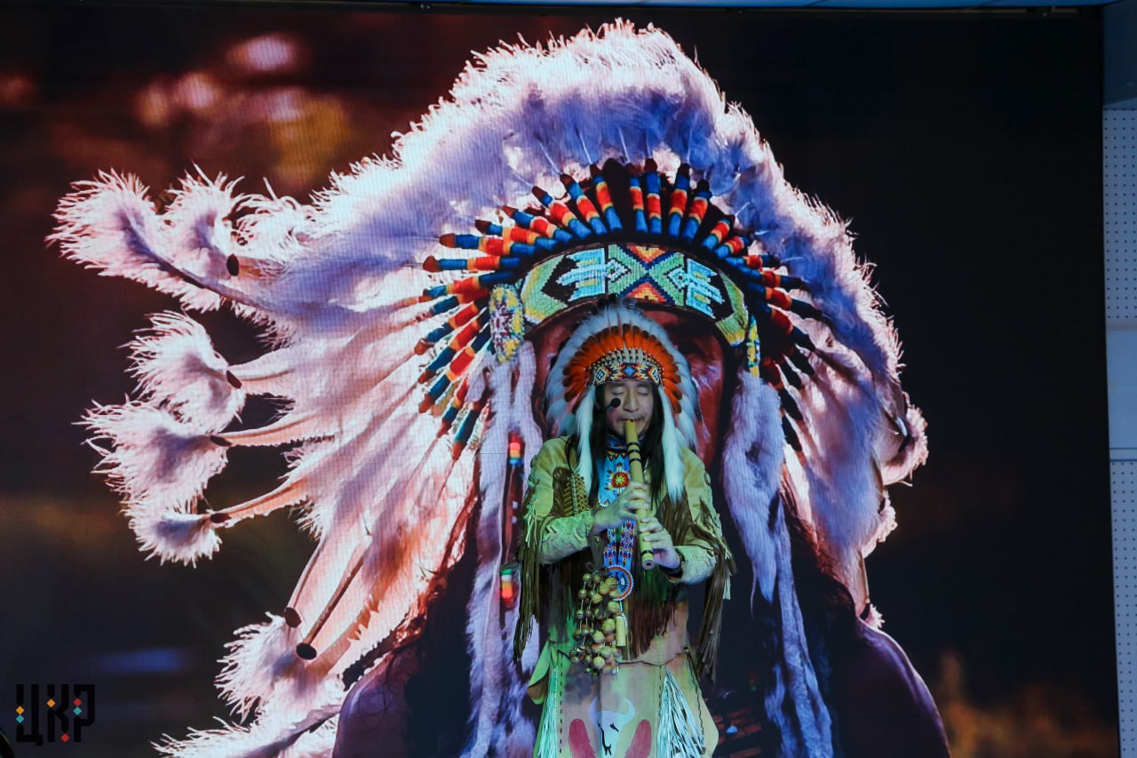 «Север притягательно неистов...» - «Север притягательно неистов...» -