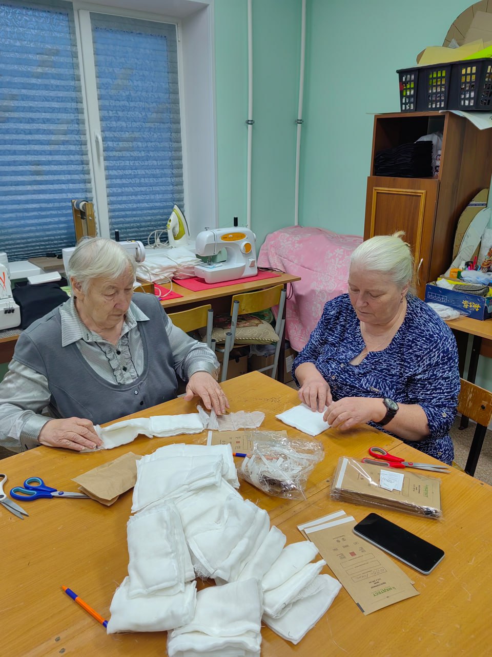 «Ленточки Победы», «Ёлка желаний» и торжественный концерт — Усть-Омчуг подготовил для гостей округа разностороннюю программу «Ленточки Победы», «Ёлка желаний» и торжественный концерт — Усть-Омчуг подготовил для гостей округа разностороннюю программу