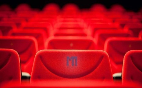 Суровый мужик отправляется на далекую планету – Фантастика «Пятый элемент»