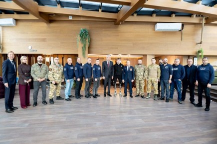 Наши герои — в надёжных руках»: в Магадане обсудили поддержку ветеранов СВО