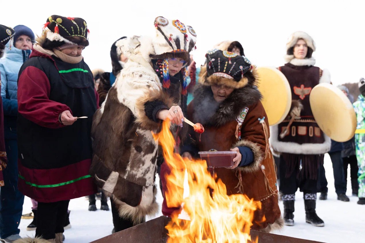 В Магаданской области отпраздновали Межрегиональный корякский праздник встречи Нового года «Туйгивин» – колоритный праздник, наполненный солнцем, радостью и атмосферой дружбы В Магаданской области отпраздновали Межрегиональный корякский праздник встречи Нового года «Туйгивин» – колоритный праздник, наполненный солнцем, радостью и атмосферой дружбы