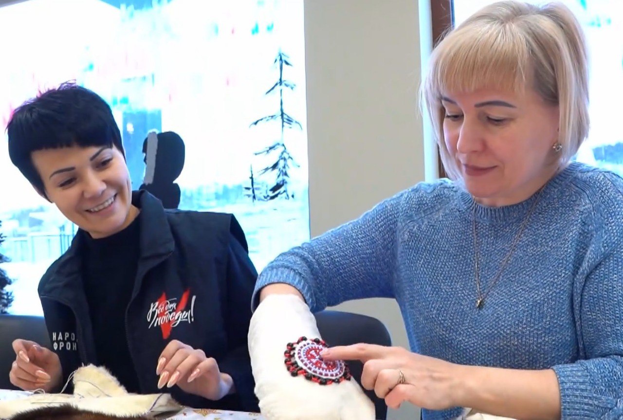 Эвенские варежки кукэтын создают магаданские мастерицы Эвенские варежки кукэтын создают магаданские мастерицы