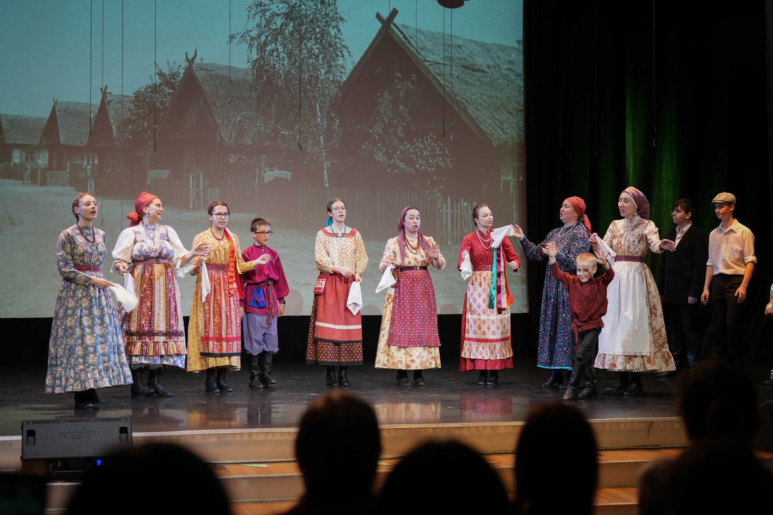 Детская школа искусств поселка Ягодное приняла участие во Всероссийском форуме «Этнопространство-2025», который проходил в Новосибирске и собрал почти 700 участников из более 15 регионов Детская школа искусств поселка Ягодное приняла участие во Всероссийском форуме «Этнопространство-2025», который проходил в Новосибирске и собрал почти 700 участников из более 15 регионов