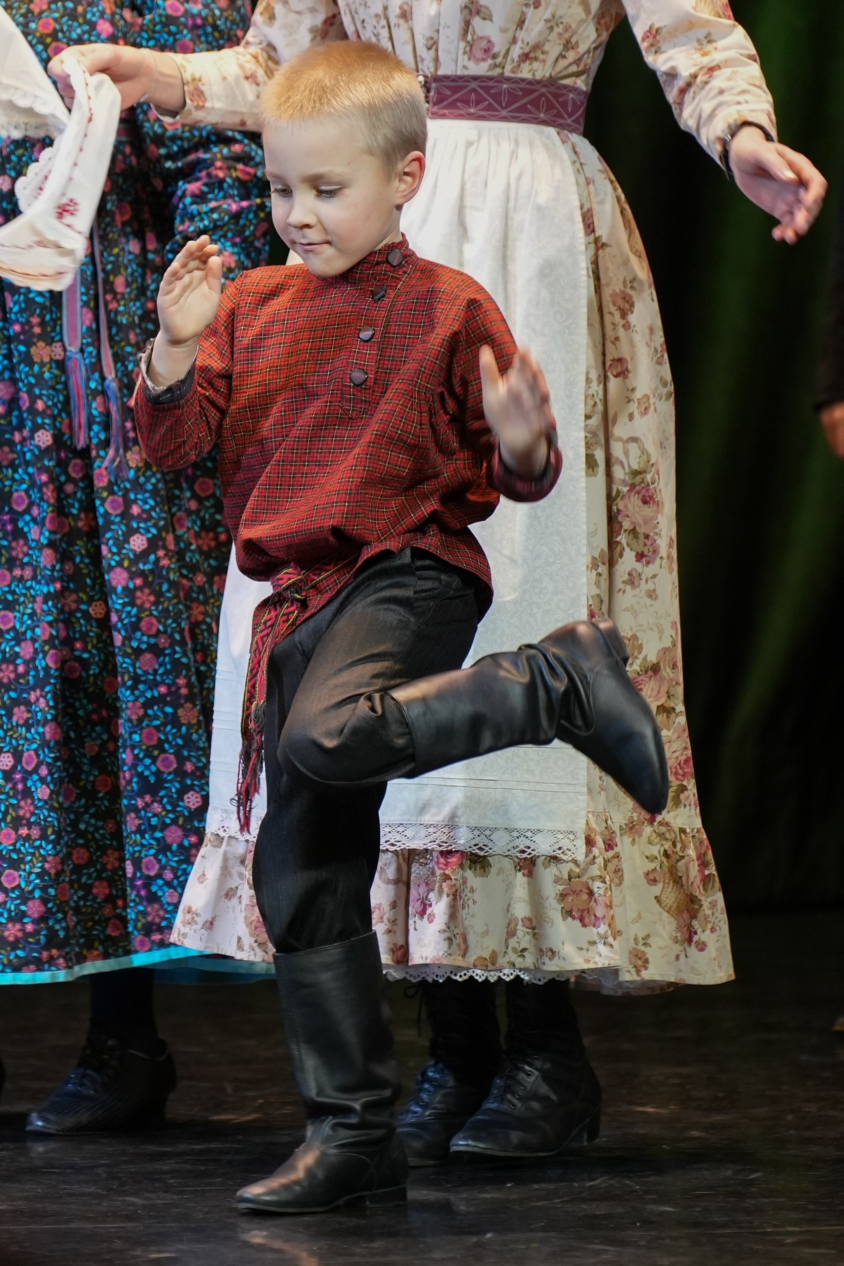 Детская школа искусств поселка Ягодное приняла участие во Всероссийском форуме «Этнопространство-2025», который проходил в Новосибирске и собрал почти 700 участников из более 15 регионов Детская школа искусств поселка Ягодное приняла участие во Всероссийском форуме «Этнопространство-2025», который проходил в Новосибирске и собрал почти 700 участников из более 15 регионов