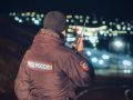 В Магадане полицейские патрульно-постовой службы организовали эвакуацию