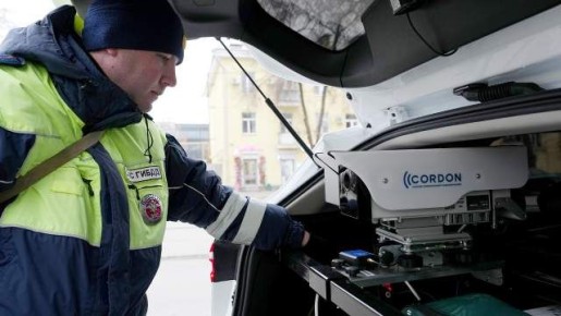 Ставят «Кордоны»: автоинспекторы проследят за лихачами по-новому