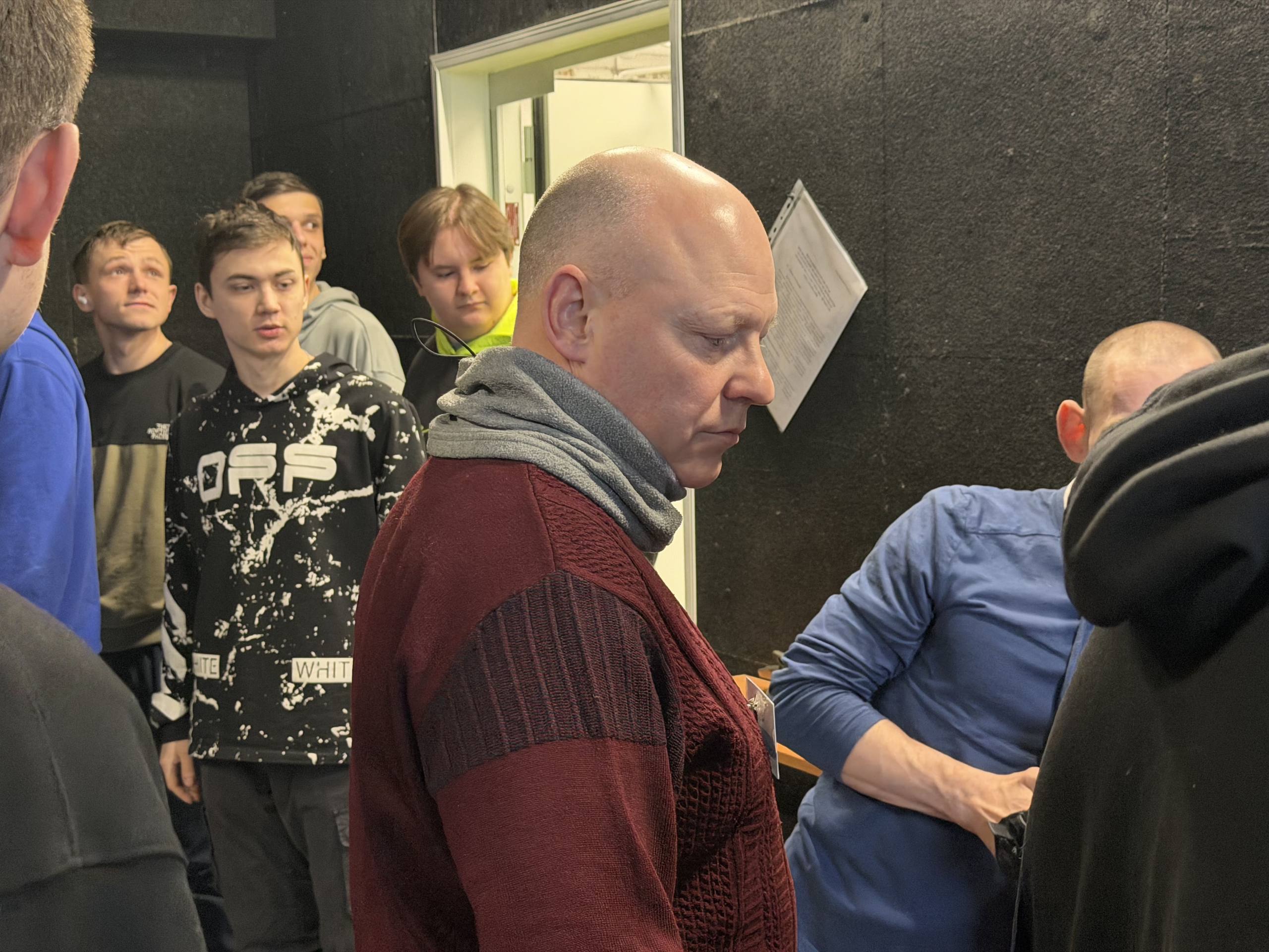 Ничего не проходит бесследно: Магаданские студенты узнали секреты работы полицейских экспертов-криминалистов Ничего не проходит бесследно: Магаданские студенты узнали секреты работы полицейских экспертов-криминалистов