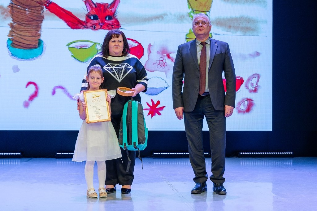 40 юных магаданцев-воспитанников детских садов города стали участниками Всемирного конкурса живописи 40 юных магаданцев-воспитанников детских садов города стали участниками Всемирного конкурса живописи