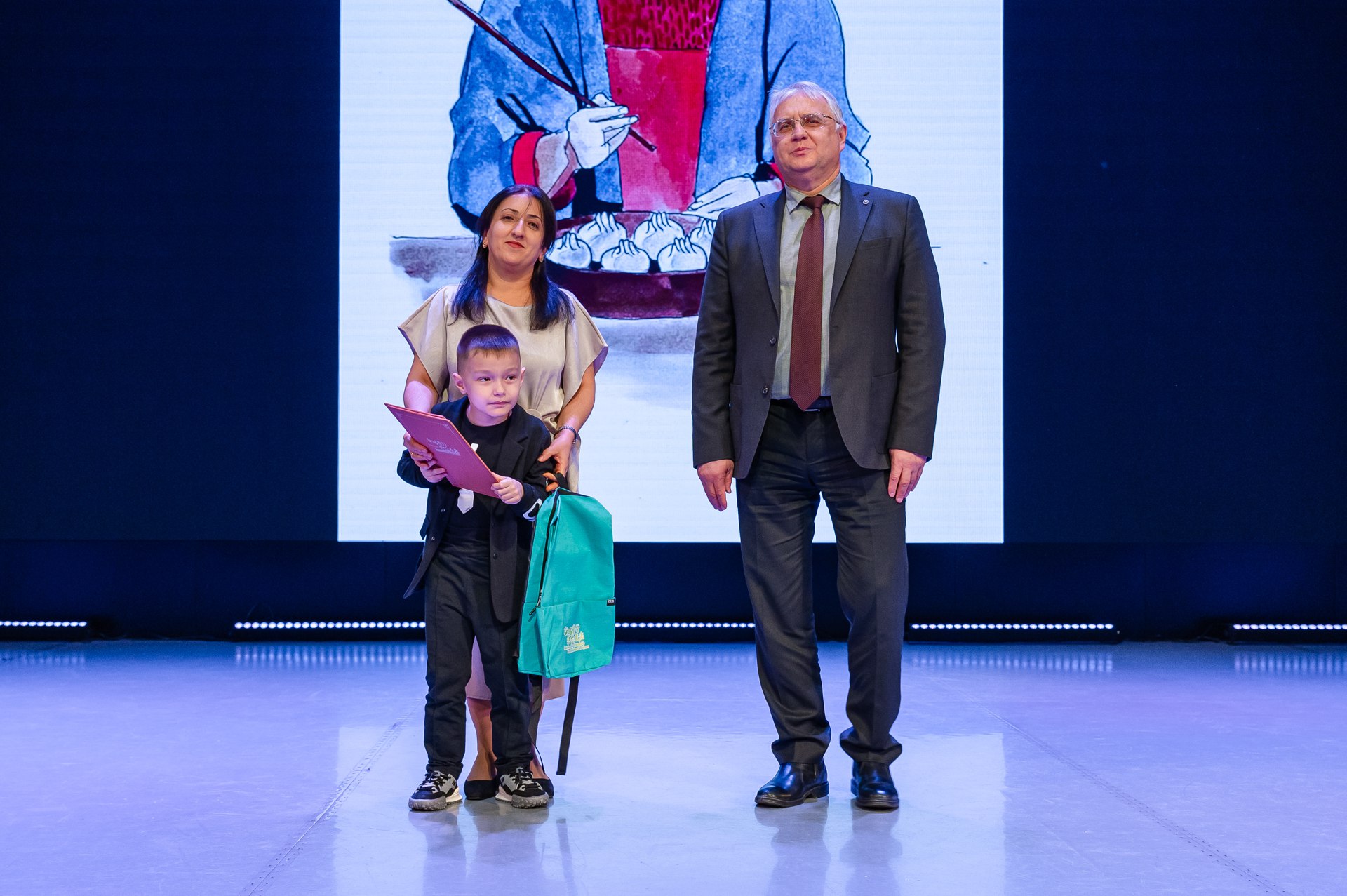 40 юных магаданцев-воспитанников детских садов города стали участниками Всемирного конкурса живописи 40 юных магаданцев-воспитанников детских садов города стали участниками Всемирного конкурса живописи