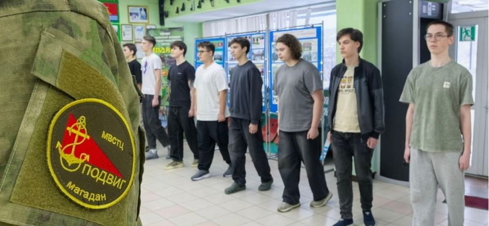 Военно-патриотические сборы проводят для будущих защитников Отечества на Колыме Военно-патриотические сборы проводят для будущих защитников Отечества на Колыме