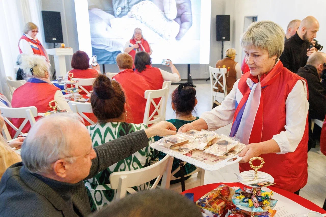 Патриотической историко-поэтической встречей «Чайрудяк» отметили на Колыме 82-ю годовщину прорыва блокады Ленинграда