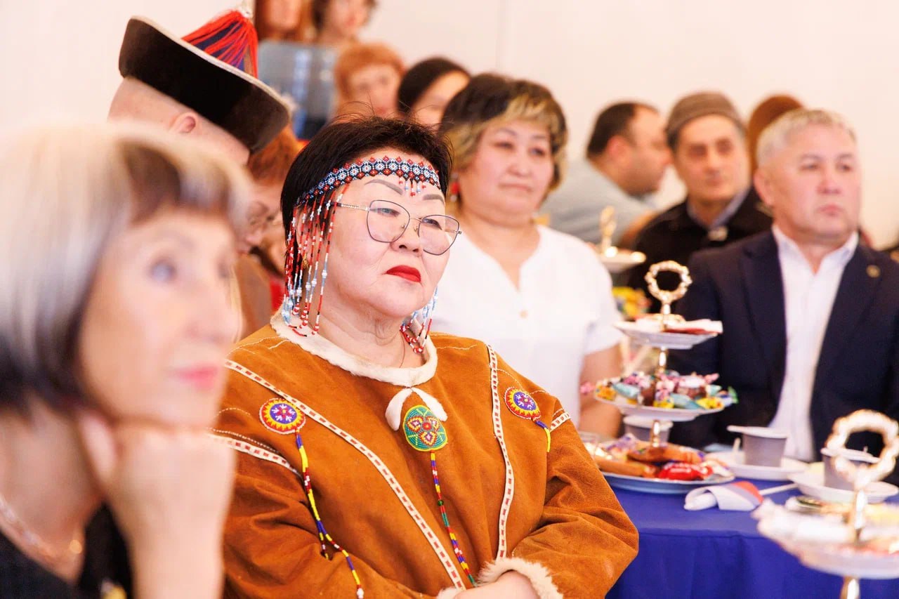 Патриотической историко-поэтической встречей «Чайрудяк» отметили на Колыме 82-ю годовщину прорыва блокады Ленинграда Патриотической историко-поэтической встречей «Чайрудяк» отметили на Колыме 82-ю годовщину прорыва блокады Ленинграда