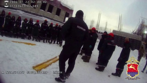 В ходе рейда полицейские выявили более 40 незаконно трудившихся на стройке в Магадане мигрантов