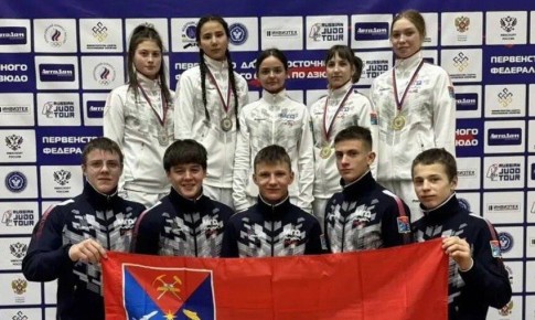 Медали всех достоинств взяли магаданские дзюдоисты на первенстве ДФО среди юниоров